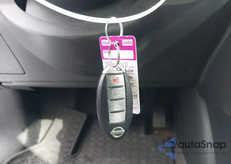 2010 Nissan Sentra 2.0S z USA, uszkodzony, nr VIN 3N1AB6AP9AL637747